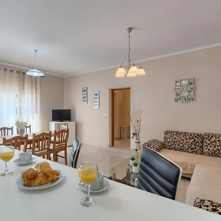 Liberat - Roj414 By Interhome Casa vacanze