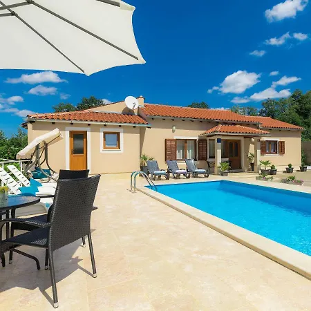 Liberat - Roj414 By Interhome *