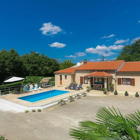 בית נופש Liberat By Interhome