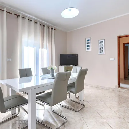Liberat By Interhome בית נופש