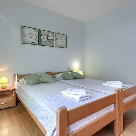 Liberat By Interhome * פאזין