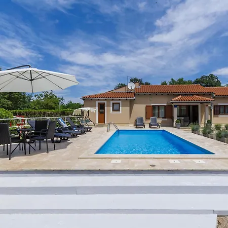 Liberat By Interhome Pazin
